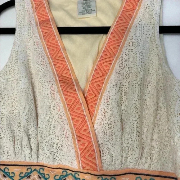 Flying tomatoes maxi dress coral and ivory lace Criss cross front size small - Picture 8 of 11